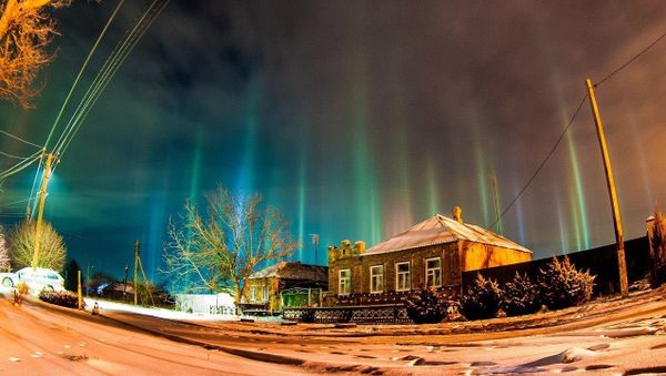 Mysterious light beams in Russia's Rostov-on-Don - Sputnik International