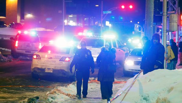 Police officers are seen near a mosque after a shooting in Quebec City, January 29, 2017 Police officers are seen near a mosque after a shooting in Quebec City, January 29, 2017 - Sputnik International