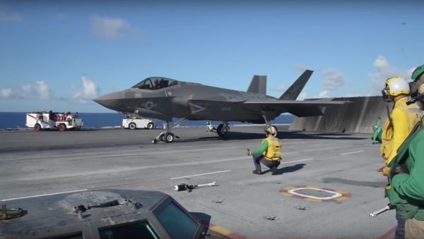 Aircraft Carrier - Lockheed Martin F-35C Lightning II Carrier Training - Sputnik International
