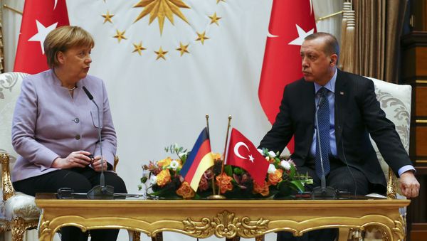 Turkish President Recep Tayyip Erdogan and German Chancellor Angela Merkel meet at the presidential palace during the first visit since July's failed coup in Ankara, Turkey, February 2, 2017. Turkish President Recep Tayyip Erdogan and German Chancellor Angela Merkel meet at the presidential palace during the first visit since July's failed coup in Ankara, Turkey, February 2, 2017. - Sputnik International