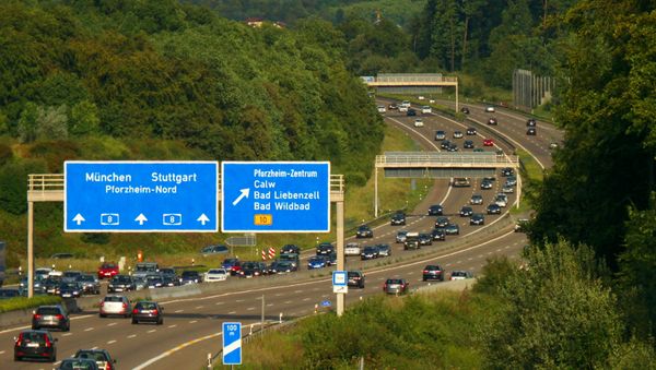 Autobahn A8 - Sputnik International