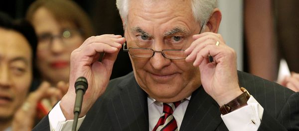 U.S. Secretary of State Rex Tillerson removes his glasses after delivering remarks to Department of State employees upon arrival at the Department of State in Washington, U.S., February 2, 2017 U.S. Secretary of State Rex Tillerson removes his glasses after delivering remarks to Department of State employees upon arrival at the Department of State in Washington, U.S., February 2, 2017 - Sputnik International