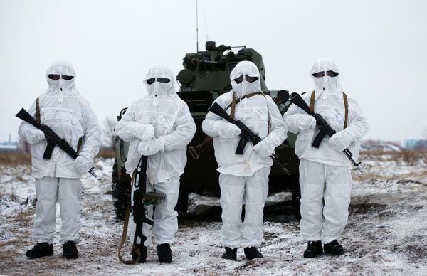 Servicemen with the Central Military District's peacekeeping unit during tactical exercises conducted at the firing ground to train in Ratnik infantry combat system use Servicemen with the Central Military District's peacekeeping unit during tactical exercises conducted at the firing ground to train in Ratnik infantry combat system use - Sputnik International