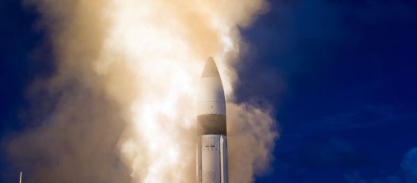 The first SM-3 interceptor in a double shot missile defense test rockets skyward to strike out a ballistic missile target off the coast of Kauai, Hawaii. The first SM-3 interceptor in a double shot missile defense test rockets skyward to strike out a ballistic missile target off the coast of Kauai, Hawaii. - Sputnik International