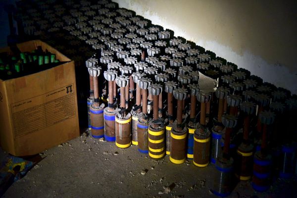 Colossal Cleanup: Russian Forces Defuse Mines in Aleppo's Residential Areas - Sputnik International