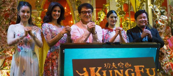 The cast of Kung Fu Yoga, from left, Miya Muqi, Disha Patani, Jackie Chan, Amyra Dastur and Stanley Tong pose for a group photo during an event to promote their new movie Kung Fu Yoga at a shopping mall in Kuala Lumpur, Malaysia, Saturday, Jan. 21, 2017. The cast of Kung Fu Yoga, from left, Miya Muqi, Disha Patani, Jackie Chan, Amyra Dastur and Stanley Tong pose for a group photo during an event to promote their new movie Kung Fu Yoga at a shopping mall in Kuala Lumpur, Malaysia, Saturday, Jan. 21, 2017. - Sputnik International