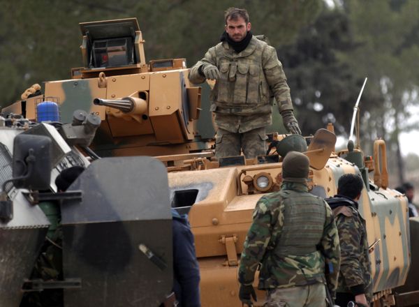 Turkish forces and members of the Free Syrian Army are seen at the al Baza'a village on the outskirts of al-Bab town in Syria - Sputnik International
