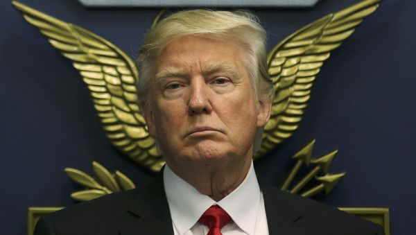 U.S. President Donald Trump looks on following a swearing-in ceremony for Defense Secretary James Mattis at the Pentagon in Washington, U.S., January 27, 2017. - Sputnik International