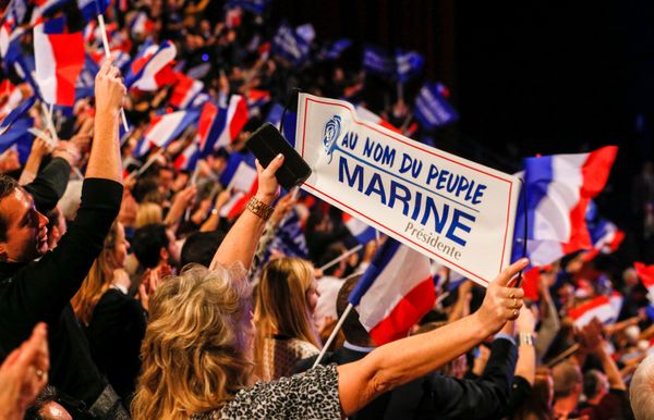 Marine Le Pen Too Soft on Muslims in France, Says Departing Party Member Marine Le Pen Too Soft on Muslims in France, Says Departing Party Member - Sputnik International