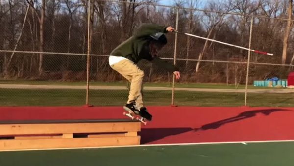 Blind skateboarder Dan Mancia skates better than you - Sputnik International