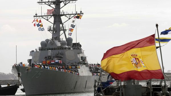 The guided-missile destroyer USS Donald Cook arrives at Naval Station Rota, Spain, on Tuesday, Feb. 11, 2014. The guided-missile destroyer USS Donald Cook arrives at Naval Station Rota, Spain, on Tuesday, Feb. 11, 2014. - Sputnik International