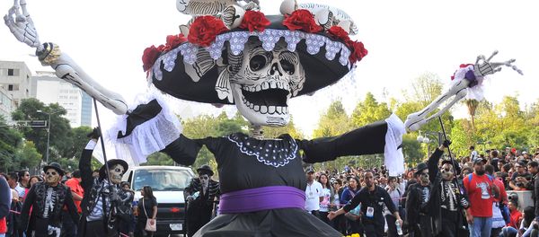 Floats depicting Catrinas and other death related characters and offerings march during the first Big Parade of the City to celebrate the Day of the Dead in Mexico City on October 29, 2016. Floats depicting Catrinas and other death related characters and offerings march during the first Big Parade of the City to celebrate the Day of the Dead in Mexico City on October 29, 2016. - Sputnik International