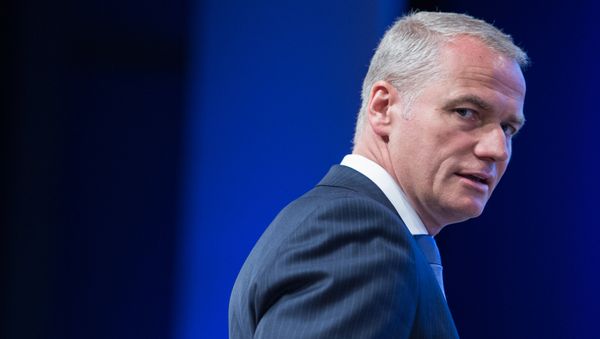 Carsten Kengeter, CEO of the Deutsche Boerse Group, arrives for the shareholders' meeting of the stock exchange company in Frankfurt, Germany (File) - Sputnik International