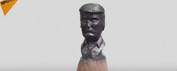 Russian Artist Carves Trump's Portrait On A Pencil Lead - Sputnik International
