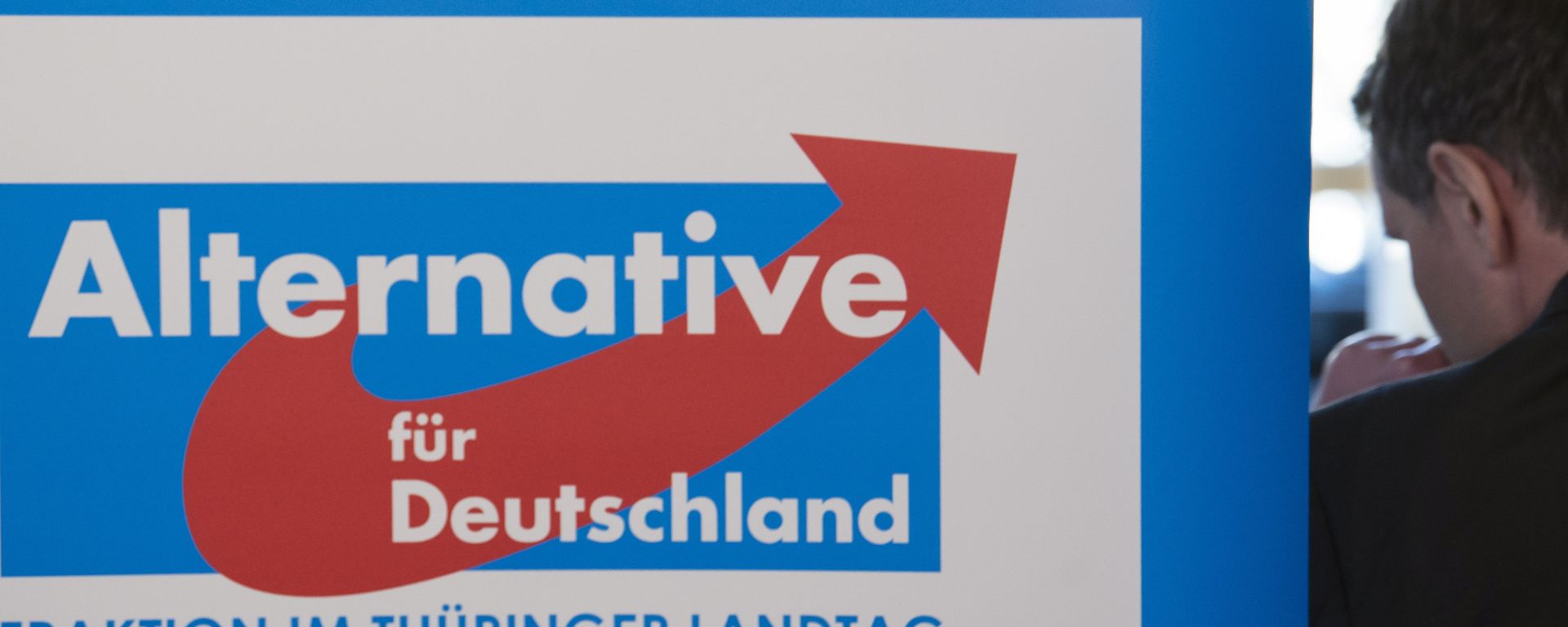Bjoern Hoecke, chairman of the Alternative fuer Deutschland (AfD) in the German state of Thuringia, leaves after a press statement in Erfurt, central Germany, Monday, Feb. 13, 2017 - Sputnik International, 1920, 19.03.2023