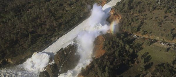 An aerial photo of the burst of California's Oroville Dam. An aerial photo of the burst of California's Oroville Dam. - Sputnik International