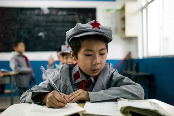 'Red Army' for Kids: Chinese Primary School Teaches Students Patriotism 'Red Army' for Kids: Chinese Primary School Teaches Students Patriotism - Sputnik International