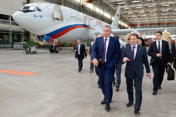 Russian Deputy Prime Minister Dmitry Rogozin, left, and Governor of the Voronezh Region Alexei Gordeyev visit the VASO Voronezh Aircraft Plant Russian Deputy Prime Minister Dmitry Rogozin, left, and Governor of the Voronezh Region Alexei Gordeyev visit the VASO Voronezh Aircraft Plant - Sputnik International