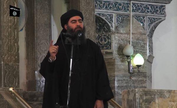 This July 5, 2014 photo shows an image grab taken from a propaganda video released by al-Furqan Media allegedly showing the leader of the Islamic State (IS) jihadist group, Abu Bakr al-Baghdadi, aka Caliph Ibrahim, adressing Muslim worshippers at a mosque in the militant-held northern Iraqi city of Mosul - Sputnik International