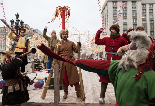 Whirlwind of Fun and Food at Maslenitsa Folk Festivals in Russia - Sputnik International