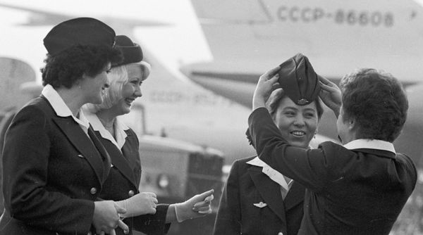 The Gorgeous Stewardesses of Russia's Aeroflot - Sputnik International