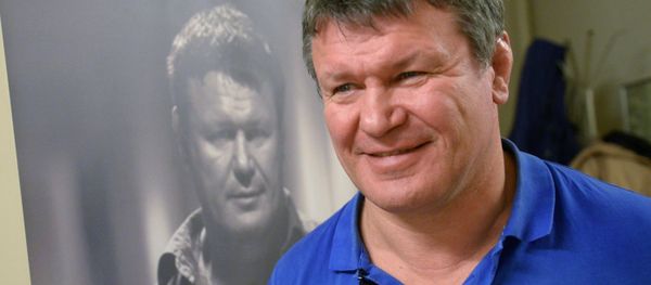 Athlete, actor and TV host Oleg Taktarov gives a talk in Moscow Athlete, actor and TV host Oleg Taktarov gives a talk in Moscow - Sputnik International
