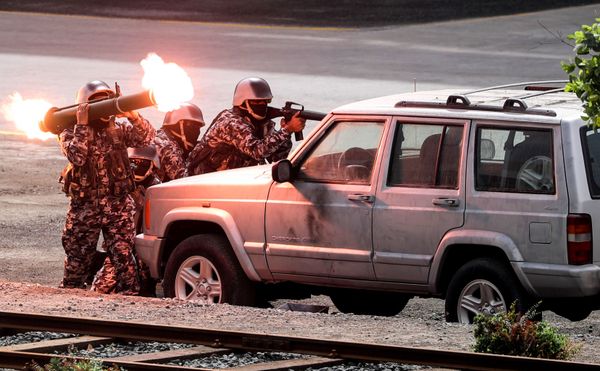 IDEX 2017: Five-Day Arms Extravaganza Kicks Off in UAE - Sputnik International