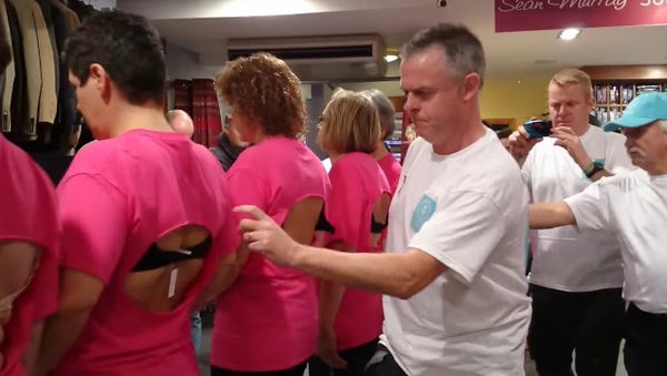 Sean Murray 91 Bras Gone in 60 seconds. - Sputnik International