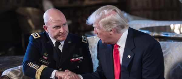 US President Donald Trump shakes hands with US Army Lieutenant General H.R. McMaster (L) as his national security adviser at his Mar-a-Lago resort in Palm Beach, Florida, on February 20, 2017. US President Donald Trump shakes hands with US Army Lieutenant General H.R. McMaster (L) as his national security adviser at his Mar-a-Lago resort in Palm Beach, Florida, on February 20, 2017. - Sputnik International