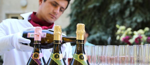 Wine tasting at the Inkerman Winery in Crimea Wine tasting at the Inkerman Winery in Crimea - Sputnik International