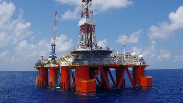 HAKURYU-5 semi-submersible floating drilling rig - Sputnik International