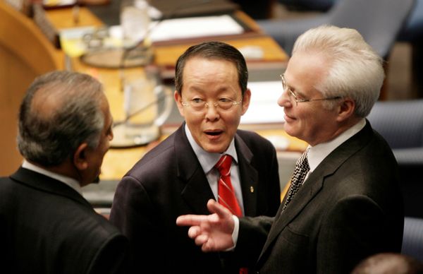 A Diplomat and a Gentleman: In Memory of Vitaly Churkin - Sputnik International