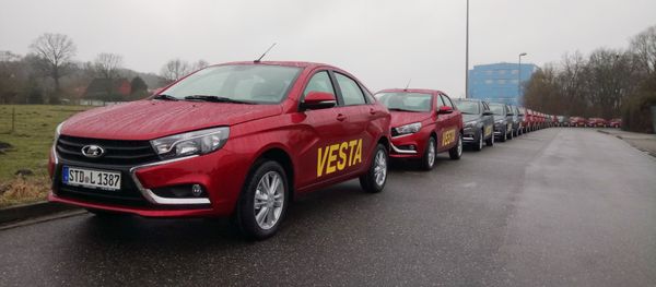 Lada Vesta sedans arrive in Germany. Sales started this week. - Sputnik International