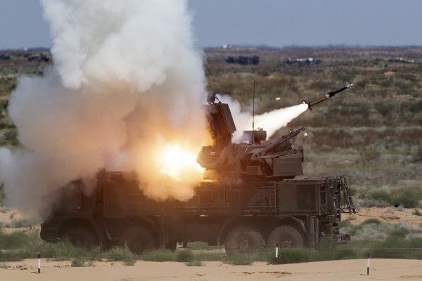 Defenders of the Fatherland: Celebrating Russia's Military Might Defenders of the Fatherland: Celebrating Russia's Military Might - Sputnik International