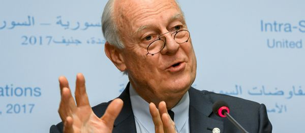 UN Syria envoy Staffan de Mistura speaks during a press conference on the eve of resumption of peace talks on Syria, on February 22, 2017 at the United Nations offices in Geneva - Sputnik International