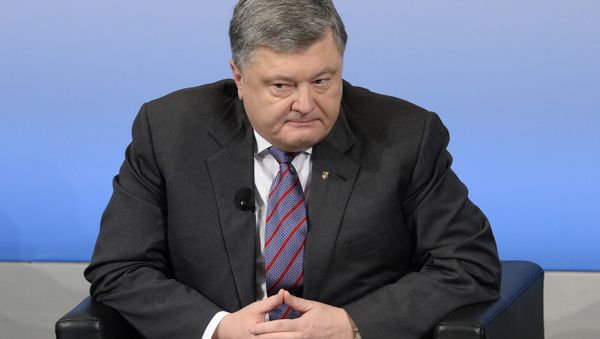 Ukrainian Petro Poroshenko attends a panel discussion on the first day of the 53rd Munich Security Conference (MSC) at the Bayerischer Hof hotel in Munich, Germany, February 17, 2017 - Sputnik International