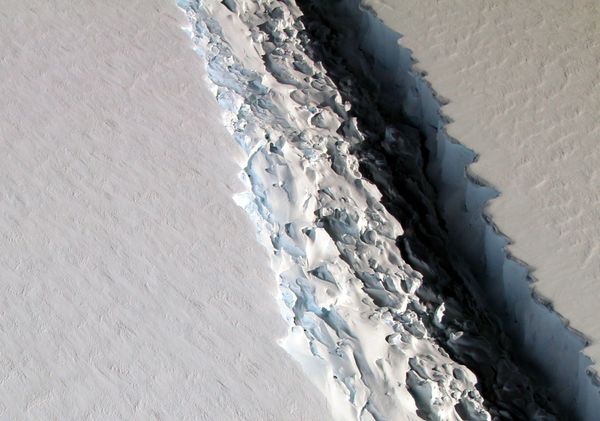 In November 2016, the Larsen C fracture was about 70 miles long, more than 300 feet wide and about a third of a mile deep. In November 2016, the Larsen C fracture was about 70 miles long, more than 300 feet wide and about a third of a mile deep. - Sputnik International
