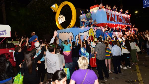 The Muses parade rolls in New Orleans on February 23, 2017. The parade reportedly has become one of Mardi Gras' favorites. The Muses parade rolls in New Orleans on February 23, 2017. The parade reportedly has become one of Mardi Gras' favorites. - Sputnik International