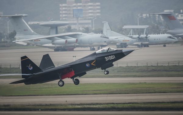 Fifth Generation: The Most Advanced Fighter Jets of 21st Century - Sputnik International