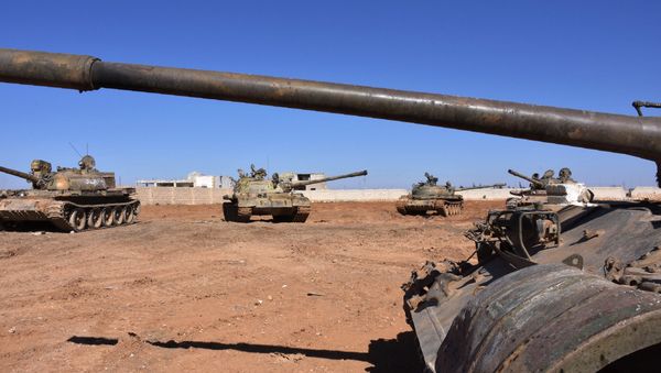 Syrian army tanks are positioned on the eastern outskirts of the northern Syrian city of Aleppo on February 17, 2017 Syrian army tanks are positioned on the eastern outskirts of the northern Syrian city of Aleppo on February 17, 2017 - Sputnik International