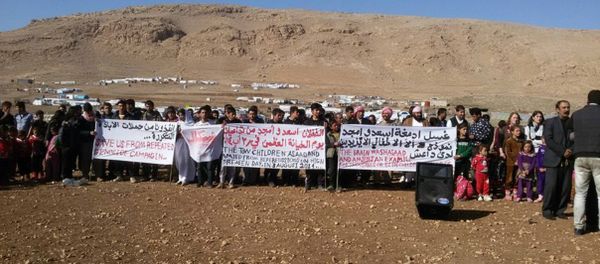Yazidi rally at a refugee camp n Sinjar Mountains, Iraq Yazidi rally at a refugee camp n Sinjar Mountains, Iraq - Sputnik International