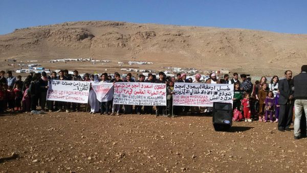 Yazidi rally at a refugee camp n Sinjar Mountains, Iraq - Sputnik International
