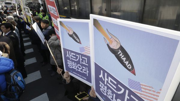 South Korean protesters stage a rally to oppose a plan to deploy an advanced U.S. missile defense system called Terminal High-Altitude Area Defense, or THAAD, in front of the Defense Ministry in Seoul, South Korea, Tuesday, Feb. 28, 2017 South Korean protesters stage a rally to oppose a plan to deploy an advanced U.S. missile defense system called Terminal High-Altitude Area Defense, or THAAD, in front of the Defense Ministry in Seoul, South Korea, Tuesday, Feb. 28, 2017 - Sputnik International
