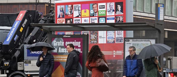 A picture shows a placard with the election posters of all parties for the Dutch national elections in Amsterdam, on February 20, 2017 - Sputnik International