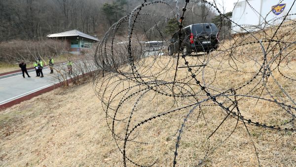 A barbed-wire fence is set up around a golf course owned by Lotte, where the U.S. Terminal High Altitude Area Defense (THAAD) system will be deployed, in Seongju, South Korea, March 1, 2017 A barbed-wire fence is set up around a golf course owned by Lotte, where the U.S. Terminal High Altitude Area Defense (THAAD) system will be deployed, in Seongju, South Korea, March 1, 2017 - Sputnik International