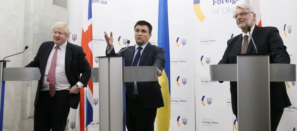 Ukraine's Foreign Minister Pavlo Klimkin (C), Britain's Foreign Secretary Boris Johnson (L) and Poland's Foreign Minister Witold Waszczykowski attend a news briefing in Kiev, Ukraine, March 1, 2017. Ukraine's Foreign Minister Pavlo Klimkin (C), Britain's Foreign Secretary Boris Johnson (L) and Poland's Foreign Minister Witold Waszczykowski attend a news briefing in Kiev, Ukraine, March 1, 2017. - Sputnik International