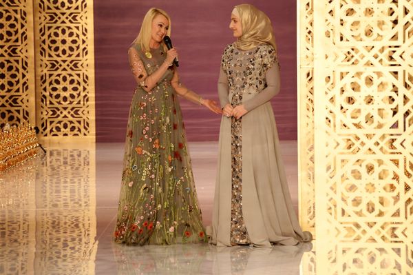 Islamic Chic: Chechen Leader's Daughter First Fashion Show Islamic Chic: Chechen Leader's Daughter First Fashion Show - Sputnik International