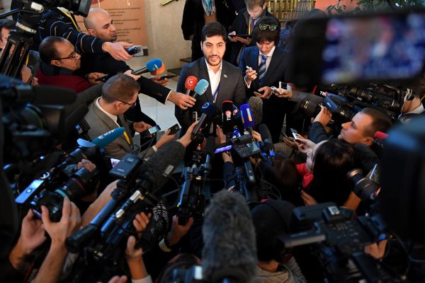 A member of the rebel delegation Osama Abu Zeid speaks to the media during the second day of Syria peace talks at Astana's Rixos President Hotel on January 24, 2017 A member of the rebel delegation Osama Abu Zeid speaks to the media during the second day of Syria peace talks at Astana's Rixos President Hotel on January 24, 2017 - Sputnik International