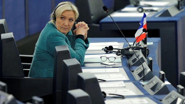 Marine Le Pen, French National Front (FN) political party leader and Member of the European Parliament, attends a debate at the European Parliament in Strasbourg, France, February 3, 2016 Marine Le Pen, French National Front (FN) political party leader and Member of the European Parliament, attends a debate at the European Parliament in Strasbourg, France, February 3, 2016 - Sputnik International