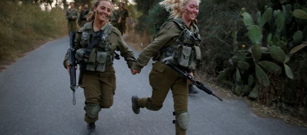 Israeli soldiers of the Search and Rescue brigade take part in a training session in Ben Shemen forest, near the city of Modi'in - Sputnik International
